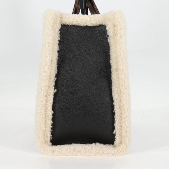 LOUIS VUITTON Monogram Shearing On The Go GM Tote Bag - Picture 3 of 16